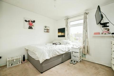9 Ferring Close, Rye, TN31 7BY