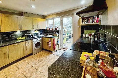 4 bedroom semi-detached house for sale, Hobbs Lane, Rye TN31