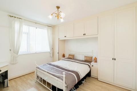 54 Gore Crescent, Salford, M5 5EZ