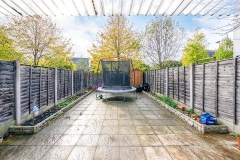 4 bedroom end of terrace house for sale, Broughton Lane, Greater Manchester M7