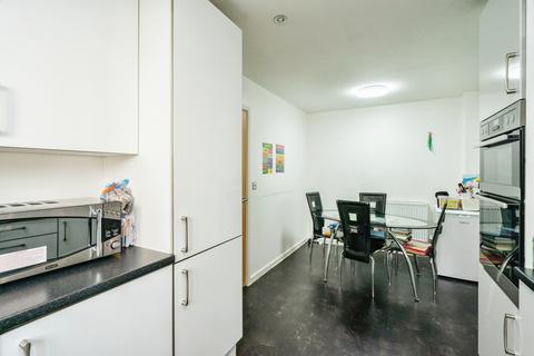 4 bedroom end of terrace house for sale, Broughton Lane, Greater Manchester M7
