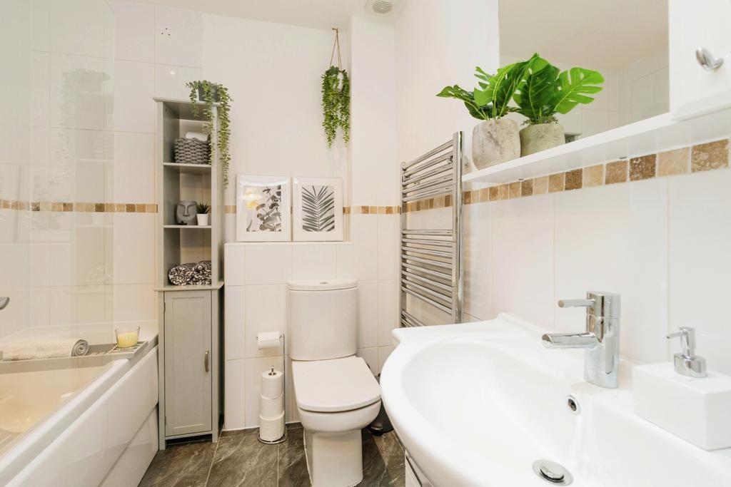 Bathroom First Floor