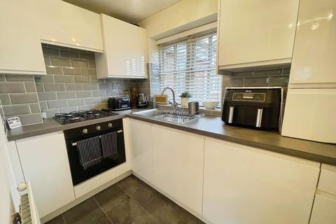 undefined, St. James Court, Greater Manchester WA15