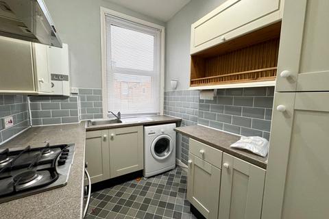 1 bedroom apartment for sale, Trafalgar Square, North Yorkshire YO12