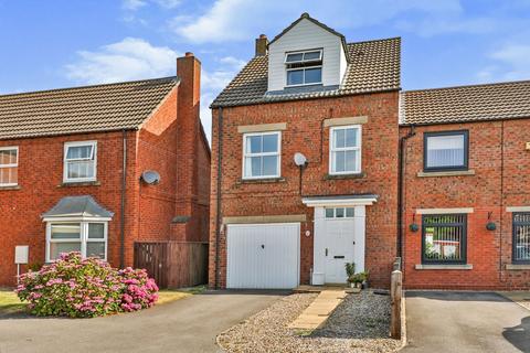 34 Constantine Crescent, Scarborough, YO12 4LQ