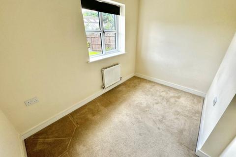 2 bedroom bungalow for sale, Fenton Drive, Scarborough YO13