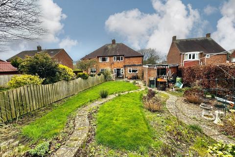 3 bedroom semi-detached house for sale, Scalby Road, Scarborough YO12