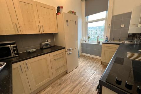 1 bedroom apartment for sale, Albemarle Crescent, Scarborough YO11