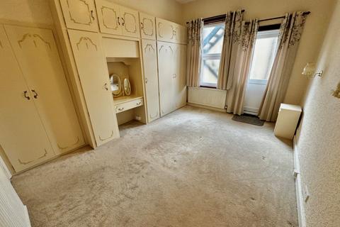 2 bedroom apartment for sale, Esplanade, North Yorkshire YO11