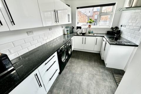 3 bedroom terraced house for sale, Ashville Avenue, North Yorkshire YO12