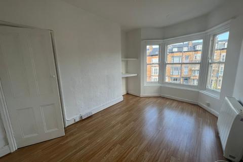 1 bedroom apartment to rent, Trafalgar Square, North Yorkshire YO12