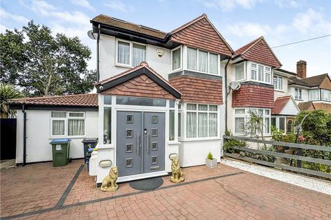 Beech Way, Twickenham, TW2