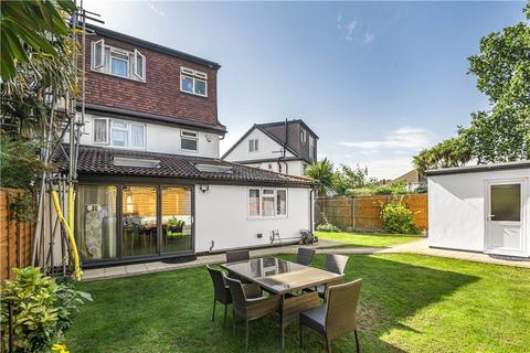 Beech Way, Twickenham, TW2