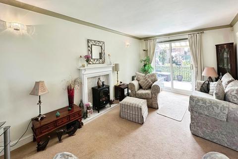 6 Tabard Road, Eggborough, Goole, DN14 0UP