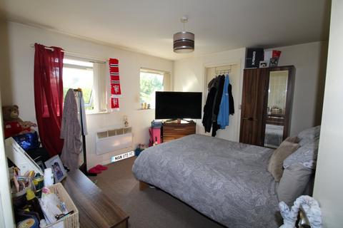 2 bedroom apartment for sale, Hamnett Court, Warrington WA3