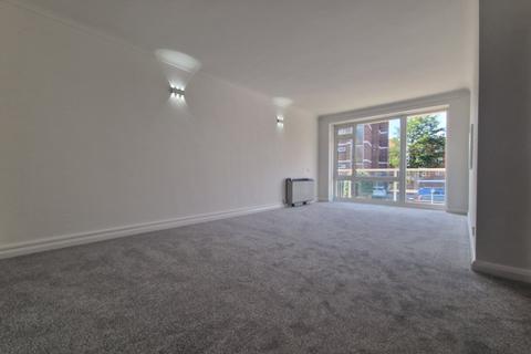 2 bedroom apartment for sale, Eastern Parade, Hampshire PO4