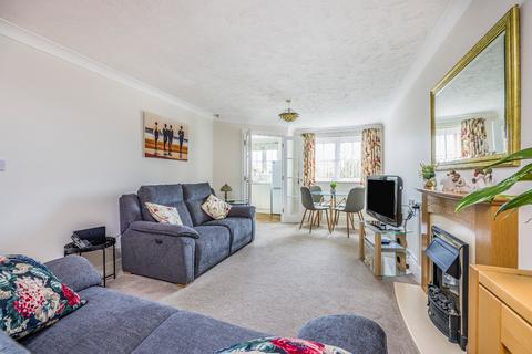 2 bedroom apartment for sale, Queens Crescent, Hampshire PO5