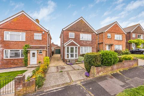 3 bedroom detached house for sale, Dore Avenue, Hampshire PO16