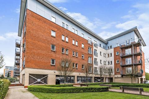 2 bedroom apartment for sale, Adamson House, Salford M5