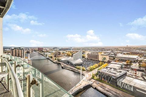 Apartment 2005, The Heart Blue, Media City Uk, Salford, M50 2TH