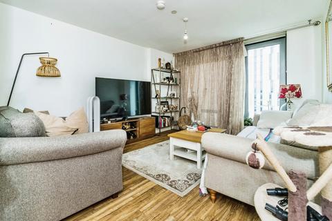 3 bedroom apartment for sale, Michigan Point Tower B, Salford M50