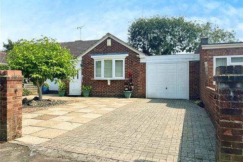 2 bedroom bungalow for sale, Frampton Close, Woodley, Reading