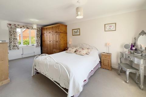 29 Castle Gardens, Kesgrave, Ipswich, IP5 2EW