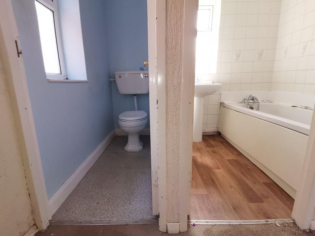 Bathroom and Wc