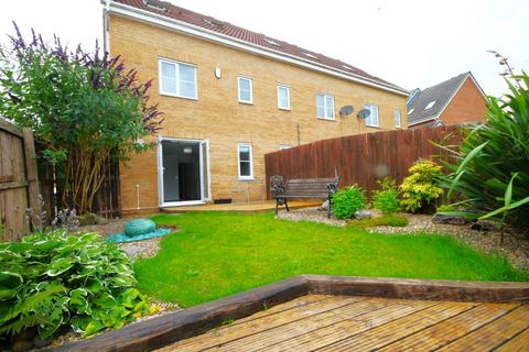 4 bedroom end of terrace house for sale, Fescue Close, Durham TS18