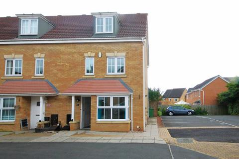 4 bedroom end of terrace house for sale, Fescue Close, Durham TS18