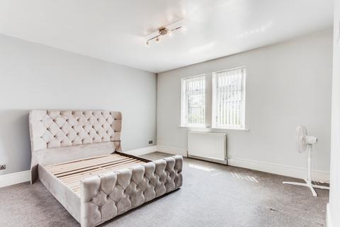 60 Chantry Road, Wakefield, WF2 8HL