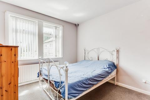 60 Chantry Road, Wakefield, WF2 8HL