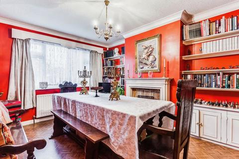 9 Weeland Road, Crofton, Wakefield, WF4 1LS