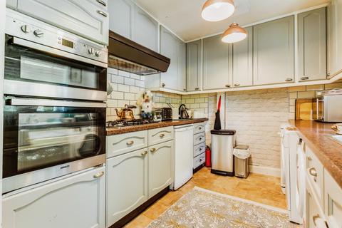 385 Barnsley Road, Wakefield, WF2 6BA
