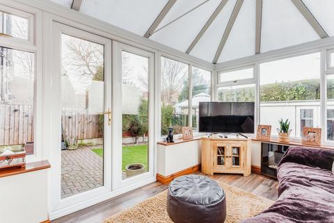 69 Harewood Road, Wakefield, WF1 4BW