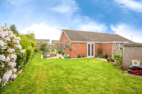 3 bedroom bungalow for sale, Hollingthorpe Avenue, Wakefield WF4