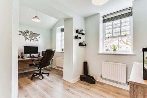 40, Parklands Manor Tuke Grove, Wakefield, WF1 4AF