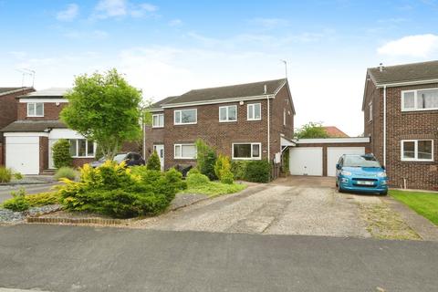 61 Barnstone Vale, Wakefield, WF1 4TW