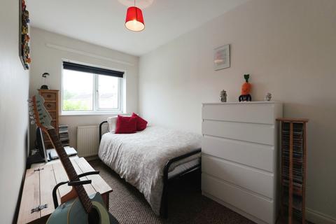 61 Barnstone Vale, Wakefield, WF1 4TW