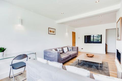100 Brandy Carr Road, Kirkhamgate, Wakefield, WF2 0RJ