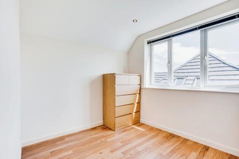 100 Brandy Carr Road, Kirkhamgate, Wakefield, WF2 0RJ