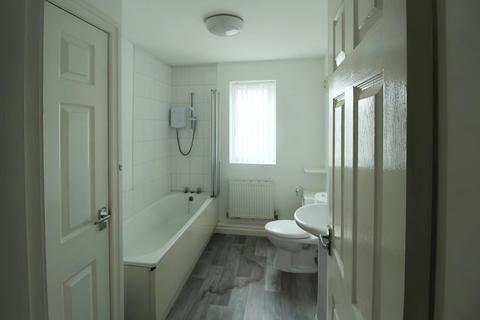 32 Carr Close, Liverpool, L11 4UA