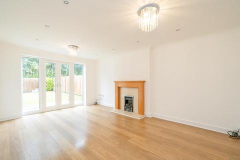 49 Lanark Gardens, Widnes, WA8 9DT