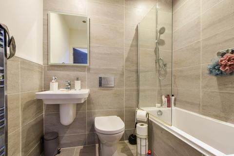 1 bedroom apartment for sale, Macclesfield Road, Cheshire SK9