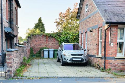 2 bedroom house for sale, Gravel Lane, Cheshire SK9