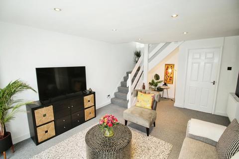 32 Benson Walk, Wilmslow, SK9 2HG