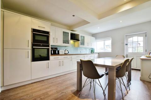 4 bedroom semi-detached house for sale, Wallingford Road, Wilmslow SK9