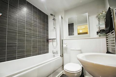 49 The Spinney, Sheffield, S17 3AL