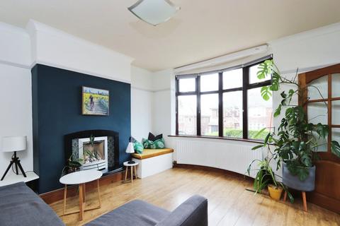 14 Hollythorpe Road, Sheffield, S8 9NE