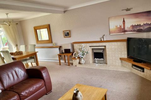 5 Birkdale Road, Wrexham, LL13 9QR